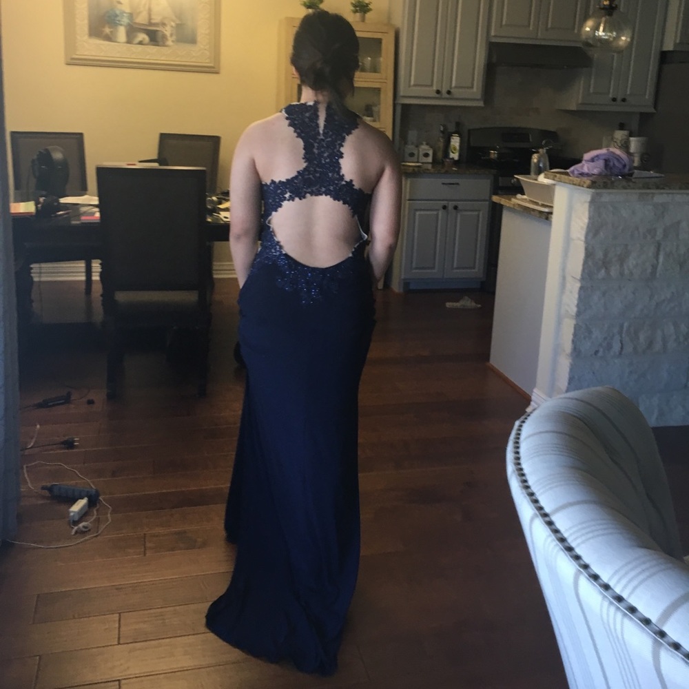 Prom Dress - Picture 4 of 8